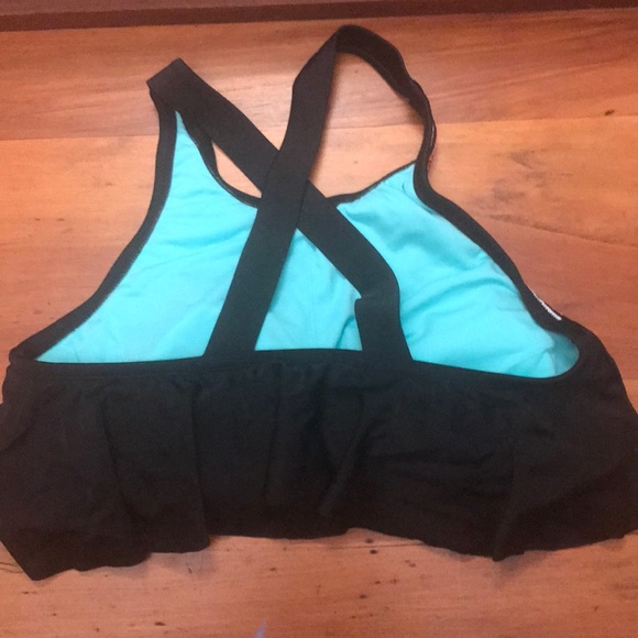 Xhileration Ruffle Swing Top! - Picture 4 of 6